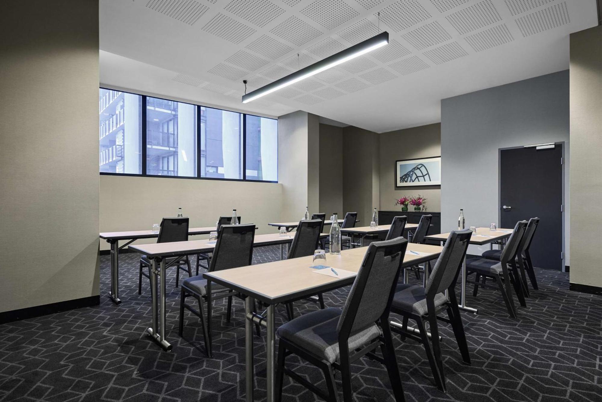 Vibe Hotel Melbourne Docklands Esterno foto
