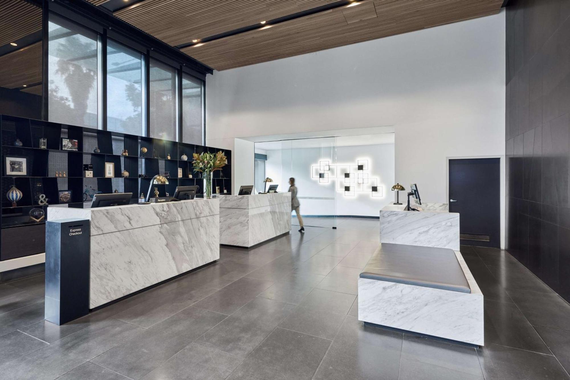 Vibe Hotel Melbourne Docklands Esterno foto